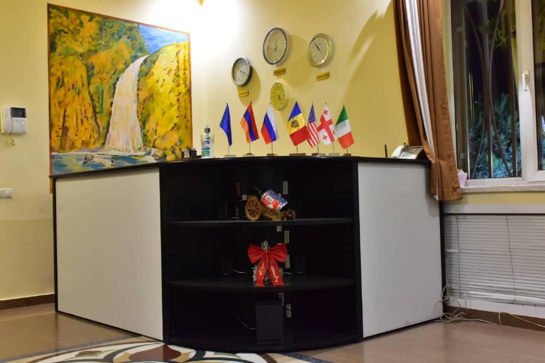 Gyumri Hotel Yerevan Ngoại thất bức ảnh