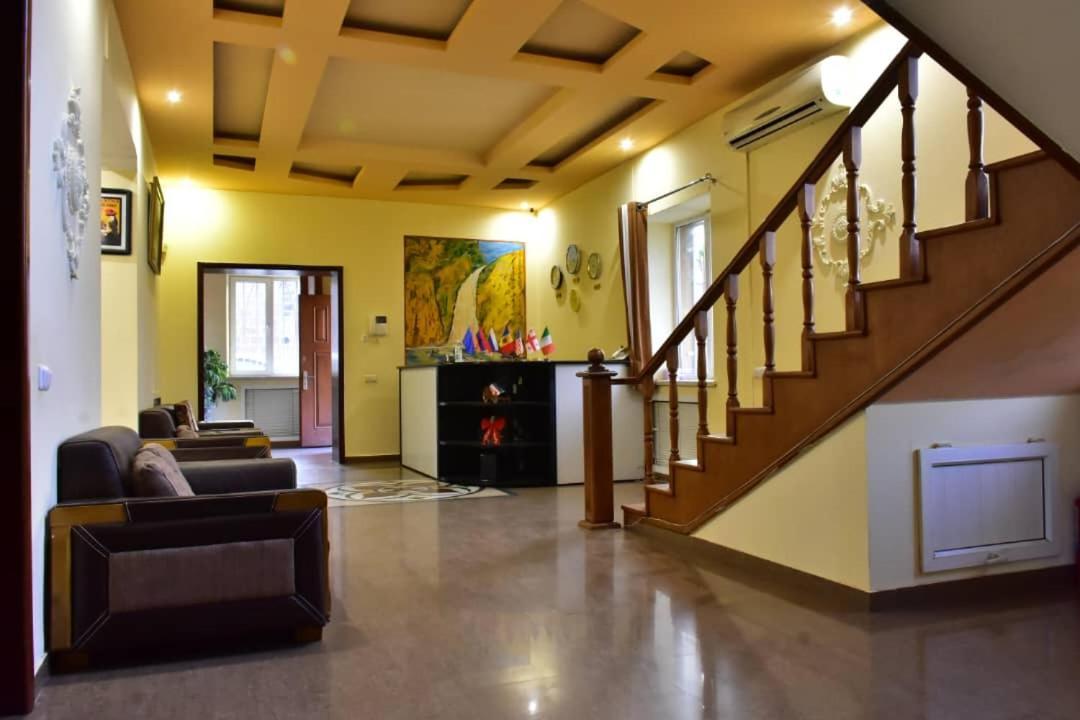 Gyumri Hotel Yerevan Ngoại thất bức ảnh