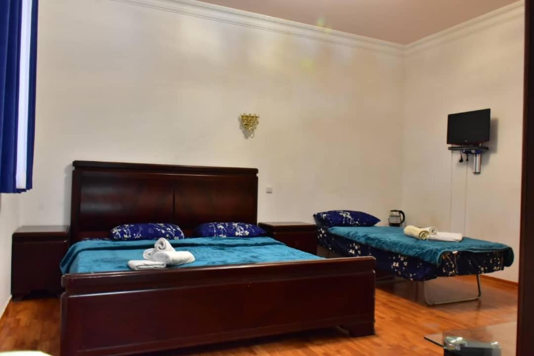 Gyumri Hotel Yerevan Ngoại thất bức ảnh